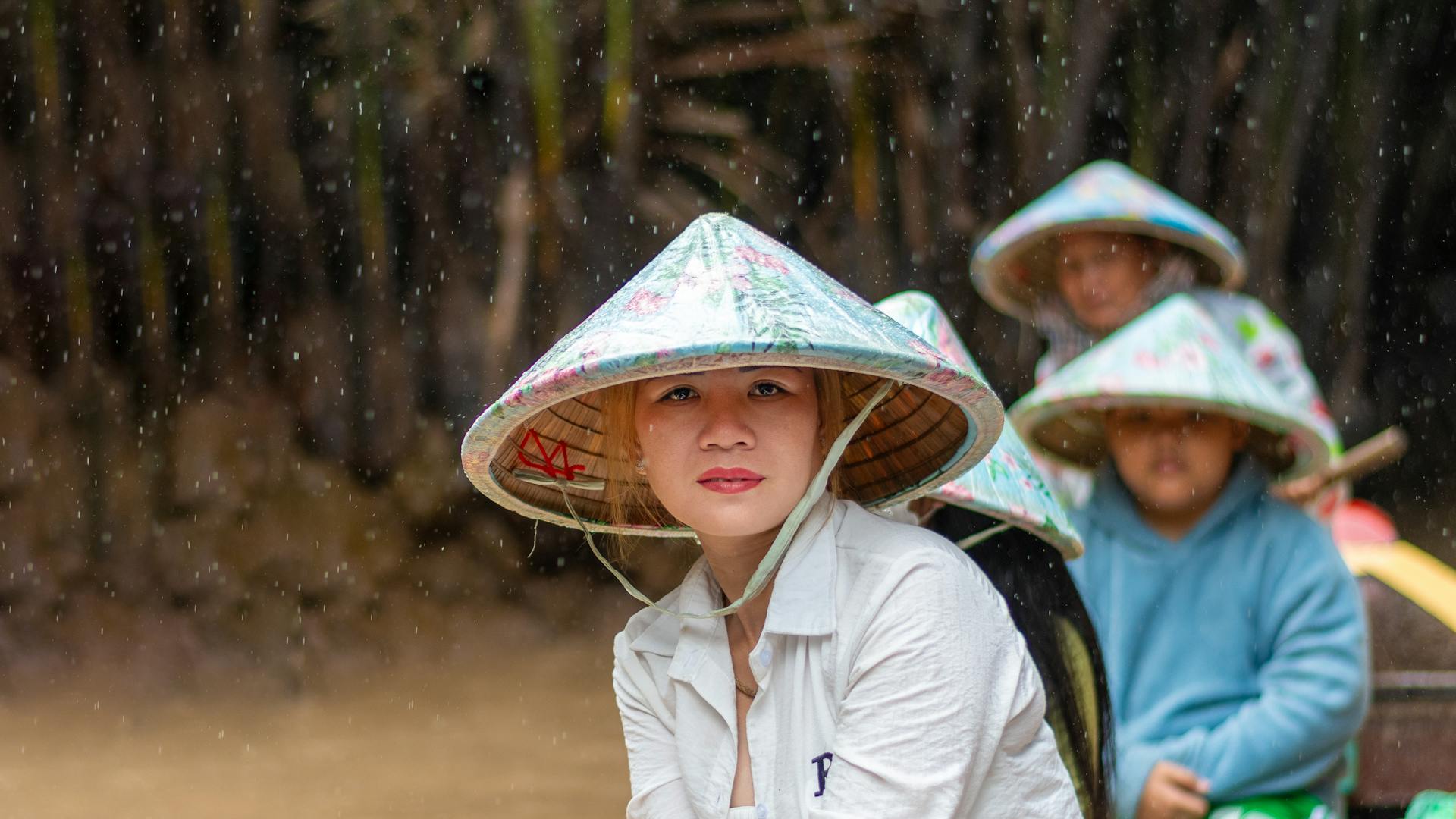 Your new travel sisters – Mekong Delta